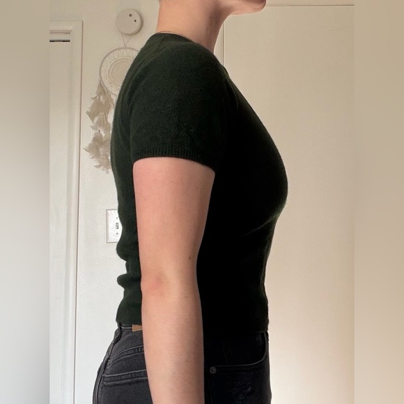 Classic Green Women's Sweater - Picture 2 of 5